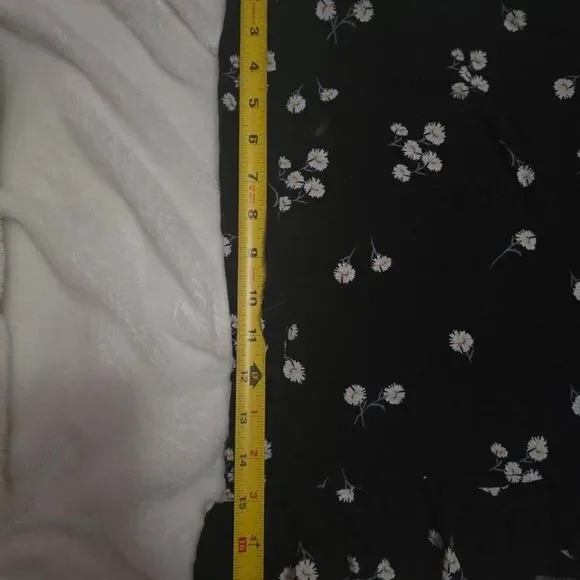 Rue 21 Floral skirt size XL - Picture 5 of 5